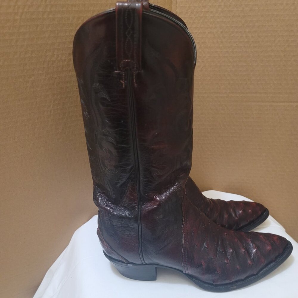 Women's Quill Ostrich Cowboy Boots size 8, Burgundy - Picture 6 of 11